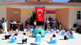 23 Nisan Ulusal Egemenlik ve Çocuk Bayramı