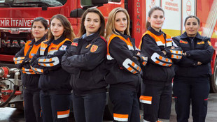 İzmirin kadın itfaiyecileri