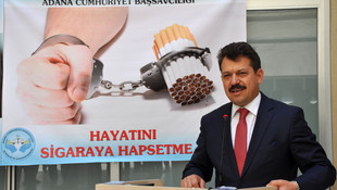 Adana'da yargı mensupları sigara kırdı