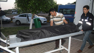 Antalya'da kayalıklardan düşen turist öldü