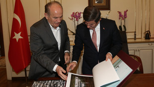 Başbakan Davutoğlu İstanbul'da