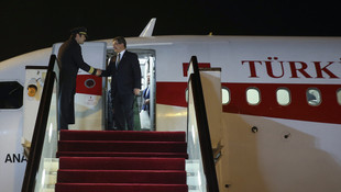 Başbakan Davutoğlu Katar'a geldi