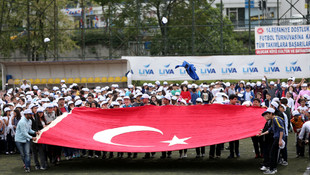 Bin Minik El Bir Bayrak projesi