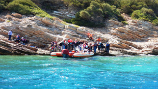 Kaçakları taşıyan bot battı: 5 ölü