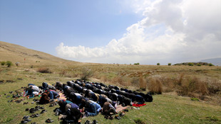 Çiftçiler yağmur duası geleneğini sürdürdü