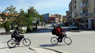 Cumhurbaşkanına teşekkür için pedal çeviren Suriyeli aile