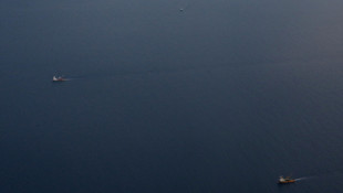 Ege Denizi'ndeki düzensiz göçle mücadele havadan görüntülendi