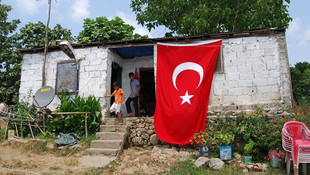 Bolu Belediye Başkanı şehit ailelerini unutmadı