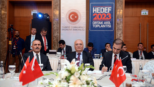 Ekonomi Bakanı Elitaş, Van'da