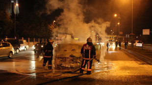 Fatih'te araç yangını