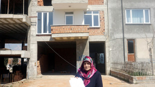 İnşaat kazısında hasar gören evine 3 aydır giremiyor