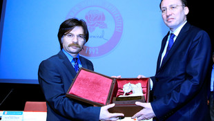 Isparta'da mülteciler paneli