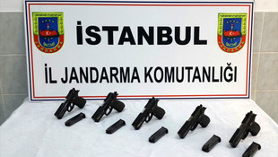 İstanbul'da taklit silah operasyonu