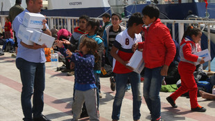 İzmir'de yasa dışı geçişler