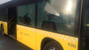 Kağıthane'deki polise taşlı saldırı