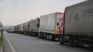 Edirne Kapıkulede 12 kilometre TIR kuyruğu oluştu