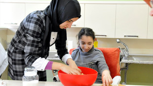 Kocaeli'de engelliler mutfakta hünerlerini sergiledi