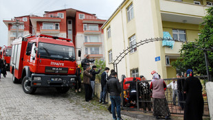 Kocaeli'de otomobil bahçeye devrildi: 1 yaralı