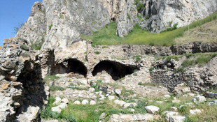 Kont Drakula'nın hapsedildiği kalede kazı çalışmaları