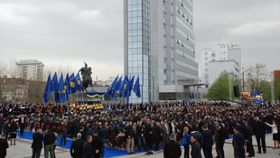 Kosova'da yeni cumhurbaşkanı Thaçi görevini devraldı