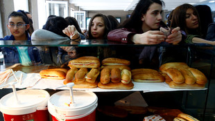 Kuralların dışına çıkan kantinlere MEBden ceza!