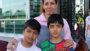 Manisa'da sığınmacı çocuklardan örnek davranış