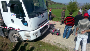 Manisa'da trafik kazası: 2 ölü, 1 yaralı