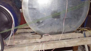 Mardin'de patlayıcı yüklü minibüs ele geçirildi