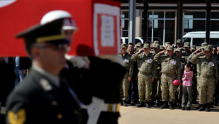 Mardinde şehit askerler için tören düzenlendi