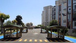 Mersin'de çocuklar için sokak