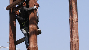 Midilli'deki göçmen kampında intihar girişimi