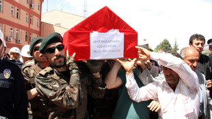 Şehit Özcan için Elazığda tören düzenlendi