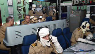 Orgeneral Akar'dan, TCG Gökova Fırkateynine ziyaret