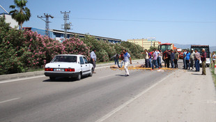 Patates üreticilerinden yol kapatma eylemi