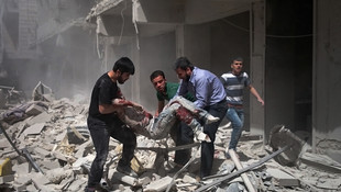 Rus savaş uçakları Halep'i bombaladı