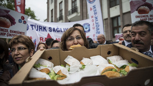 Sağlık çalışanlarından döner sermaye uygulamasına protesto