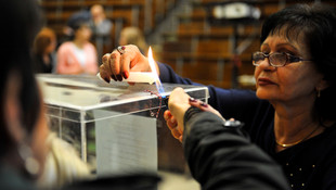 Sırbistan'da halk sandık başında