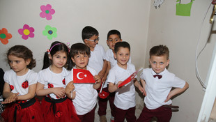 Suriyeli çocuklara moral etkinliği