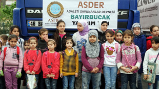 Suriyeli çocuklardan ülkelerine yardım