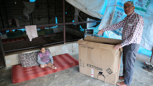 Suriyeli minik Abdulhalim'e tekerlekli sandalye