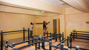 Vanda teröristlerin yaktığı okul yenilendi