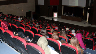 Tekirdağ'da Kadınla Geleceğe Sempozyumu