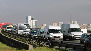 TEM otoyolunda zincirleme kaza