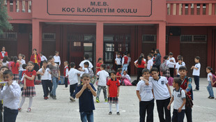 Terör mağduru öğrenciler ders başı yaptı