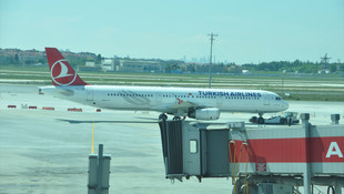 THYnin Girne uçağı yolcu fazlalığı nedeniyle boşaltıldı