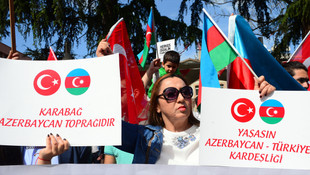 Trabzon'da Ermenistan'ı protesto