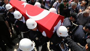 Tunceli'de zırhlı aracın devrilmesi