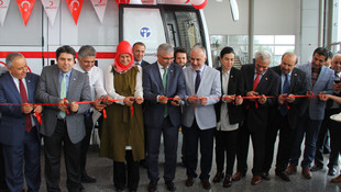 Türk Kızılayı'na midibüs bağışı