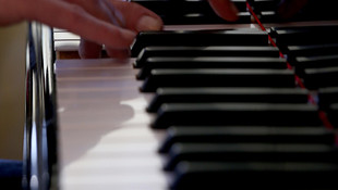 Türkiye'yi sevdiğim için cezalandırılıyorum