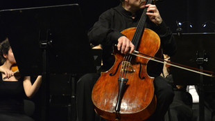 Ünlü viyolonsel sanatçısı Rudin ve oğulları aynı sahnede